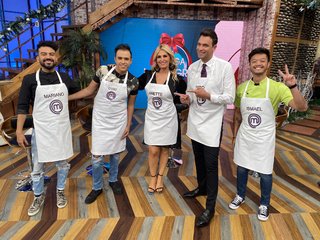 Anette Cuburu feet photo thumbnail