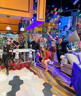 Anette Cuburu feet photo thumbnail