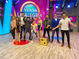 Anette Cuburu feet photo thumbnail