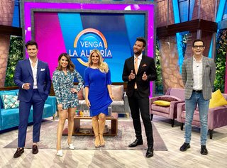 Anette Cuburu feet photo thumbnail