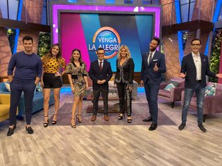 Anette Cuburu feet photo thumbnail