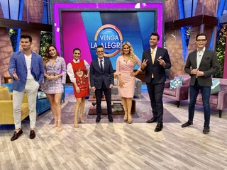 Anette Cuburu feet photo thumbnail