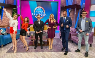 Anette Cuburu feet photo thumbnail