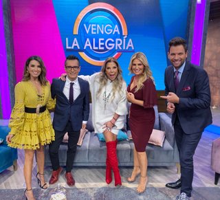 Anette Cuburu feet photo thumbnail