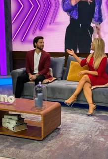 Anette Cuburu feet photo thumbnail