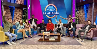 Anette Cuburu feet photo thumbnail