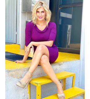 Anette Cuburu feet photo thumbnail