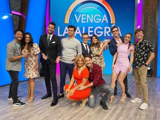 Anette Cuburu feet photo thumbnail