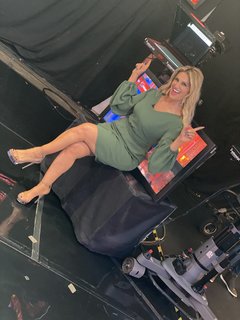 Anette Cuburu feet photo thumbnail