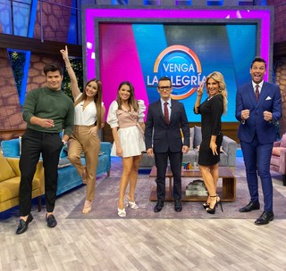 Anette Cuburu feet photo thumbnail