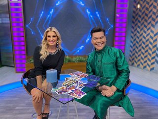 Anette Cuburu feet photo thumbnail