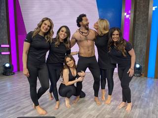 Anette Cuburu feet photo thumbnail