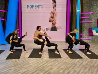 Anette Cuburu feet photo thumbnail