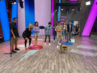 Anette Cuburu feet photo thumbnail