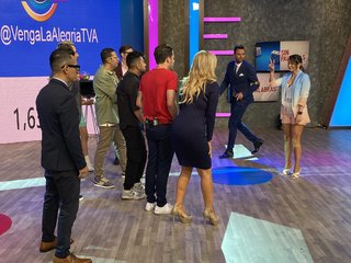 Anette Cuburu feet photo thumbnail