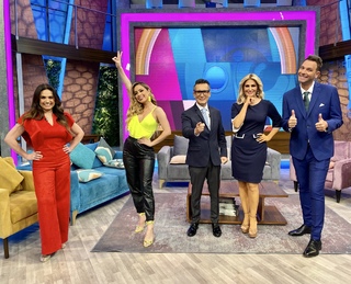 Anette Cuburu feet photo thumbnail