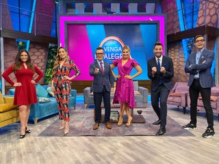 Anette Cuburu feet photo thumbnail