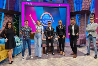 Anette Cuburu feet photo thumbnail