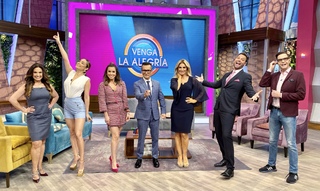 Anette Cuburu feet photo thumbnail