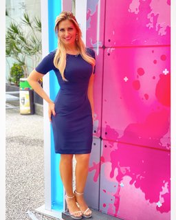 Anette Cuburu feet photo thumbnail