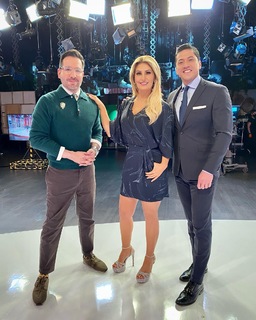 Anette Cuburu feet photo thumbnail