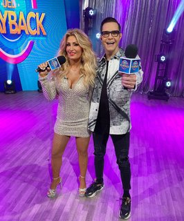 Anette Cuburu feet photo thumbnail