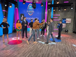 Anette Cuburu feet photo thumbnail