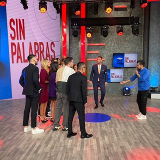 Anette Cuburu feet photo thumbnail