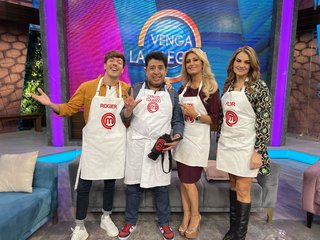 Anette Cuburu feet photo thumbnail