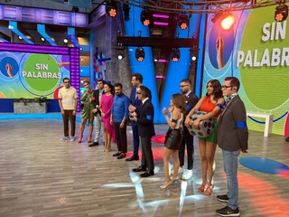 Anette Cuburu feet photo thumbnail