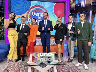 Anette Cuburu feet photo thumbnail