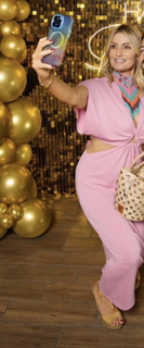 Anette Cuburu feet photo thumbnail