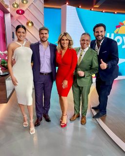 Anette Cuburu feet photo thumbnail