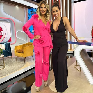 Anette Cuburu feet photo thumbnail