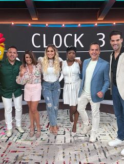 Anette Cuburu feet photo thumbnail