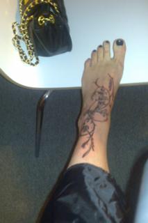 Anette Olzon feet photo thumbnail