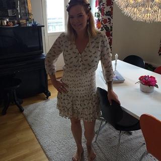 Anette Olzon feet photo thumbnail