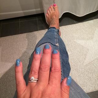Anette Olzon feet photo thumbnail