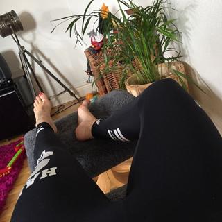 Anette Olzon feet photo thumbnail