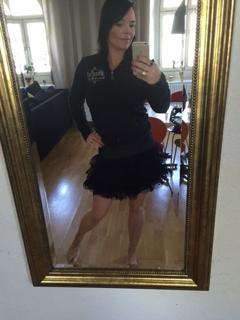 Anette Olzon feet photo thumbnail