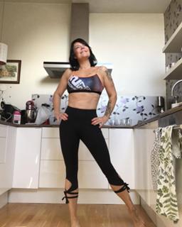 Anette Olzon feet photo thumbnail