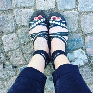 Anette Olzon feet photo thumbnail