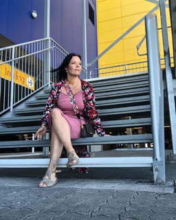 Anette Olzon feet photo thumbnail
