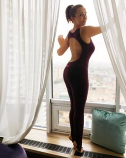 Anfisa Chekhova feet photo thumbnail