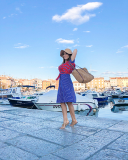 Anfisa Chekhova feet photo thumbnail