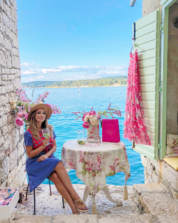 Anfisa Chekhova feet photo thumbnail