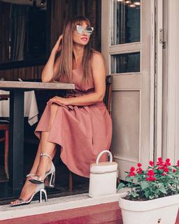 Anfisa Chekhova feet photo thumbnail