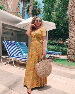Anfisa Chekhova feet photo thumbnail
