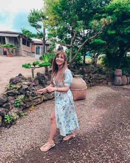 Anfisa Chekhova feet photo thumbnail