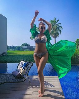 Anfisa Chekhova feet photo thumbnail